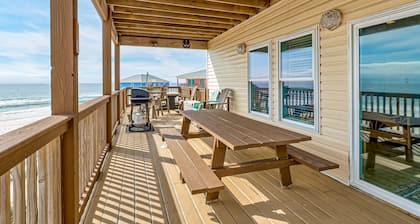 Upea Persianlahden edessä kotiin katettu kuisti ja näkymät - rannalla