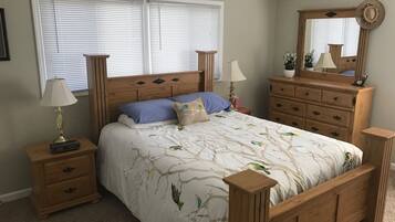 4 chambres, fer et planche Ă repasser, lit parapluie, Wi-Fi