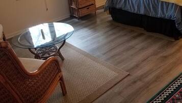 3 Schlafzimmer, Schreibtisch, Bügeleisen/Bügelbrett, kostenloses WLAN