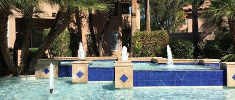 Piscine extérieure, piscine chauffée