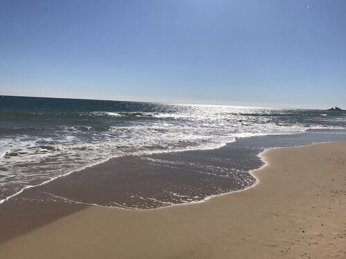 Privately Located Beach Cottage Getaway