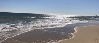 Privately Located Beach Cottage Getaway