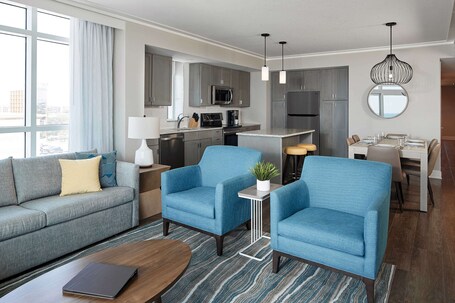 Hilton Grand Vacations Club Ocean Enclave Myrtle Beach - Image 13