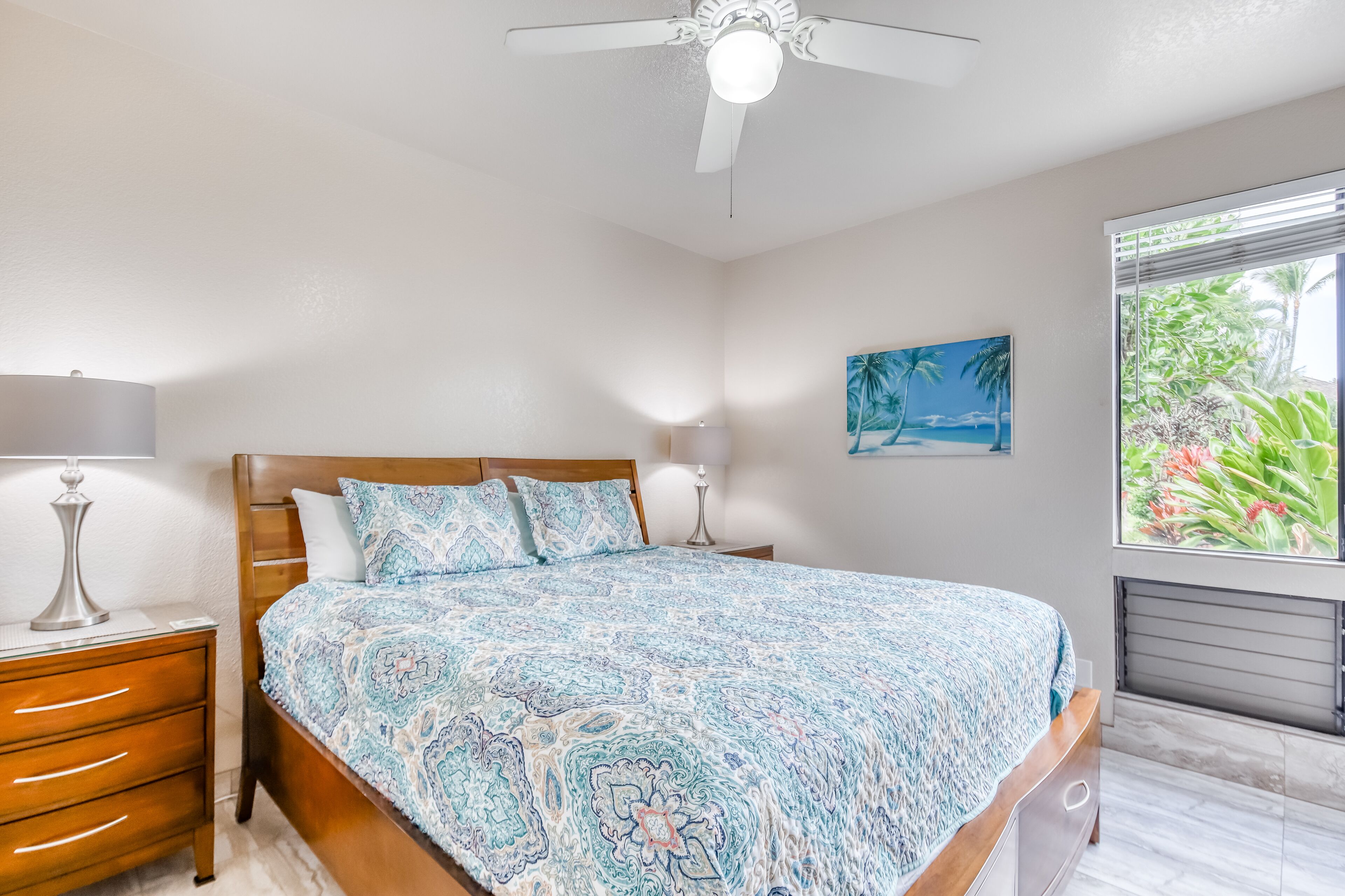 2 bedrooms, iron/ironing board, internet, bed sheets