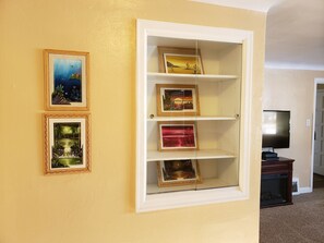 المنشأة من الداخل