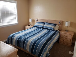 3 bedrooms, WiFi, bed sheets
