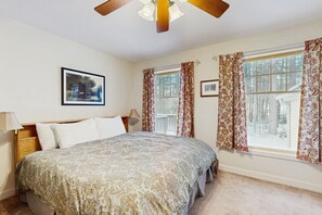 3 soverom, strykejern/-brett, wi-fi og sengetøy