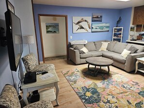 Smart-TV, peis og DVD-spiller