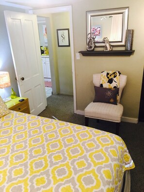 1 chambre, fer et planche à repasser, Wi-Fi gratuit, draps fournis