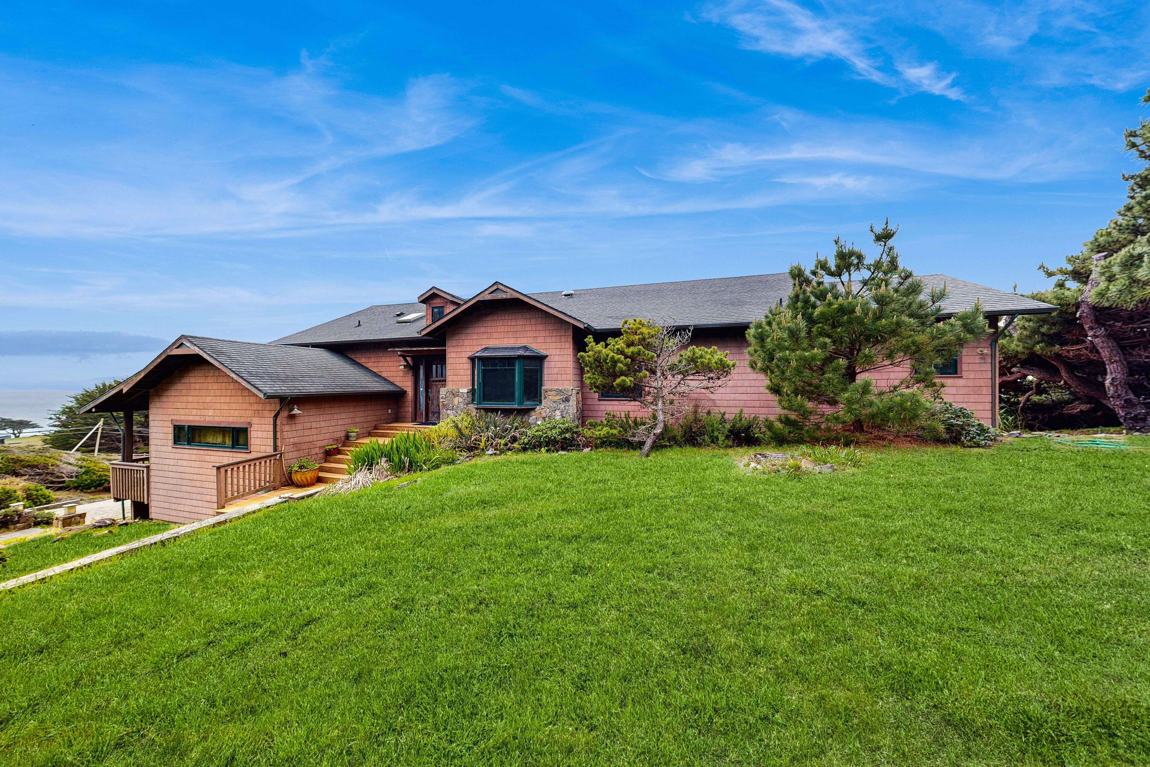 المنشأة من الخارج