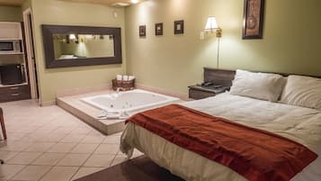 Escritorio, cortinas blackout, sistema de insonorización y wifi gratis