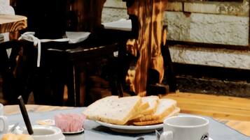 Free daily local cuisine breakfast