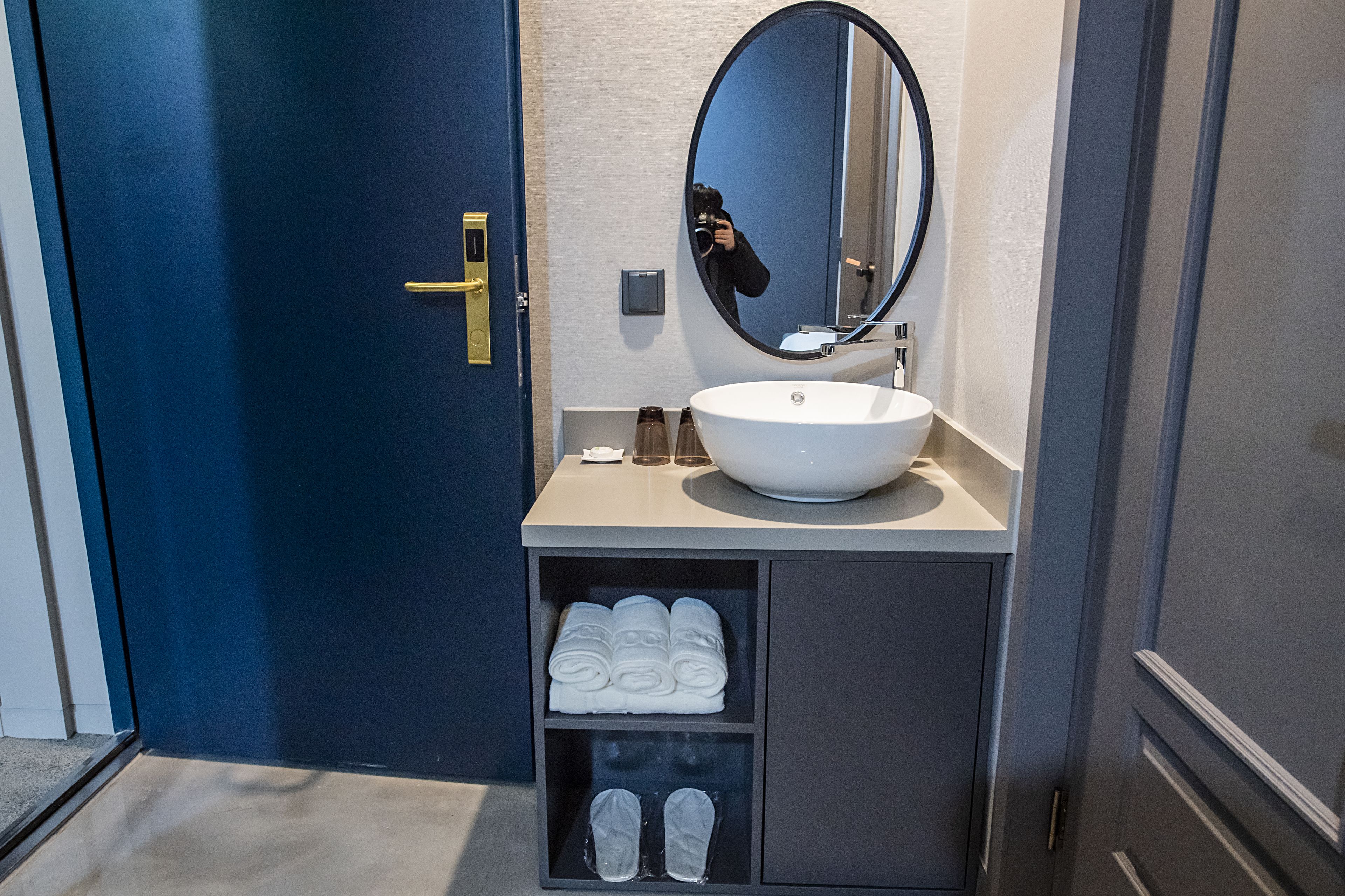 business quadruple room | bathroom sink