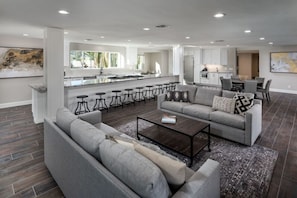 Interior - ******* NEW LUXURY 5 STAR CELEBRITY ESTATE ******* (Scottsdale)