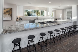 Fridge, microwave, oven, stovetop - ******* NEW LUXURY 5 STAR CELEBRITY ESTATE ******* (Scottsdale)