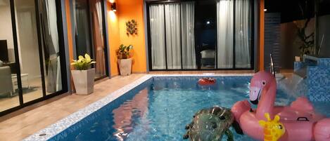 Piscine extérieure