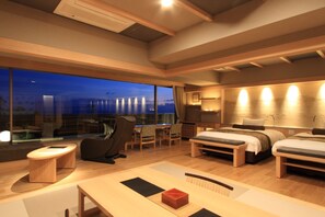 Minibar, caja de seguridad en la habitación, wifi gratis y ropa de cama