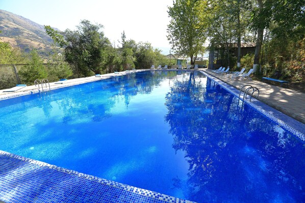 Seasonal outdoor pool