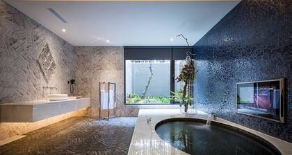 Norwegian Forest Leisure Motel