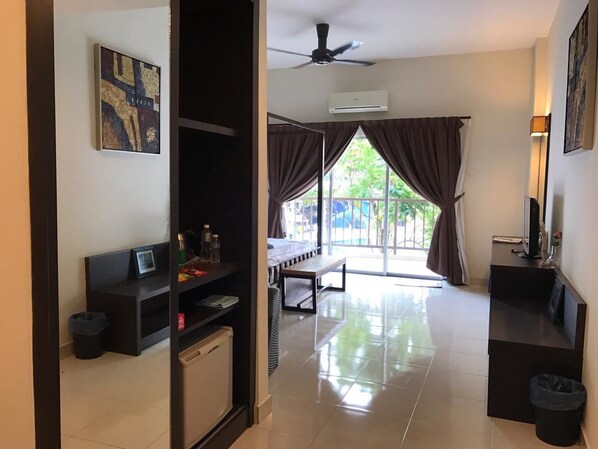 Studio (A3-1-72) | Room amenity - Gold Coast Marib Comfy Studio (Banting)
