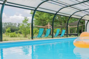 Indoor pool, seasonal outdoor pool, sun loungers - Les Galapons (Trept)