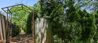 1 bed / 1 bad, 1. 5 blokken naar het strand / stad, hondvriendelijk