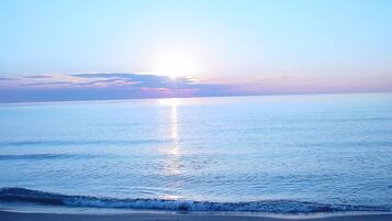 Beach nearby, sun-loungers