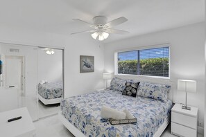 5 chambres, fer et planche à repasser, Wi-Fi, draps fournis
