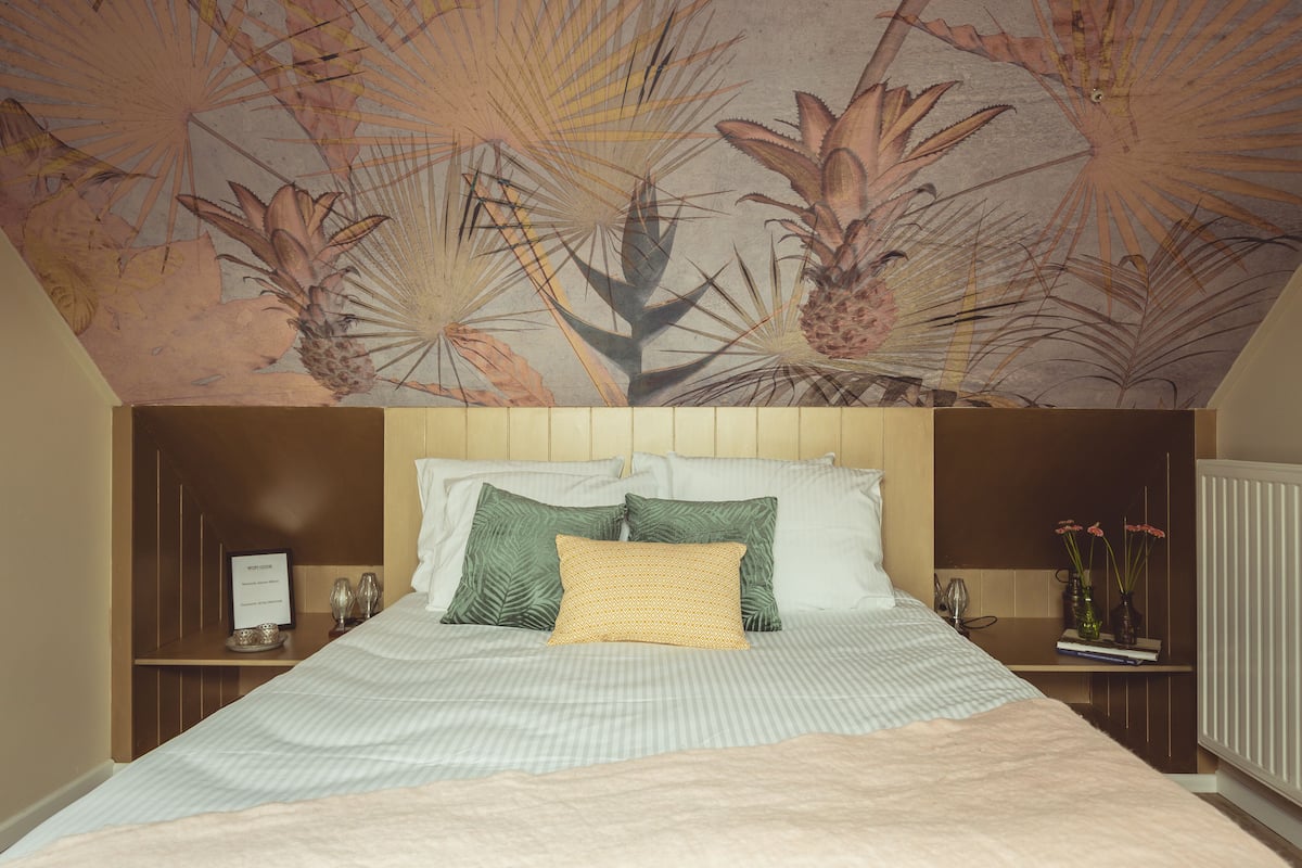 Standard-Doppelzimmer, 1 Queen-Bett (Flower Room) | Bettwäsche aus ägyptischer Baumwolle, hochwertige Bettwaren, Minibar
