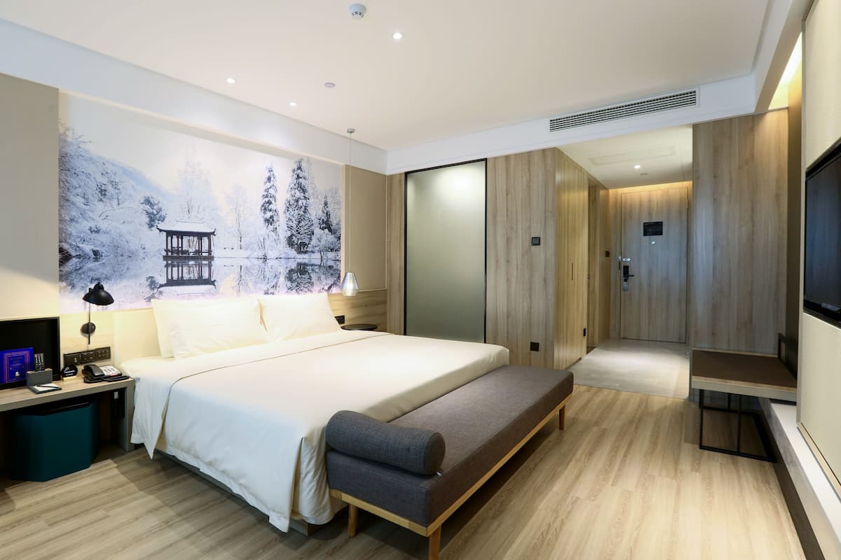 business single room, 1 bedroom | 1 bedroom, down duvets, memory-foam beds, desk