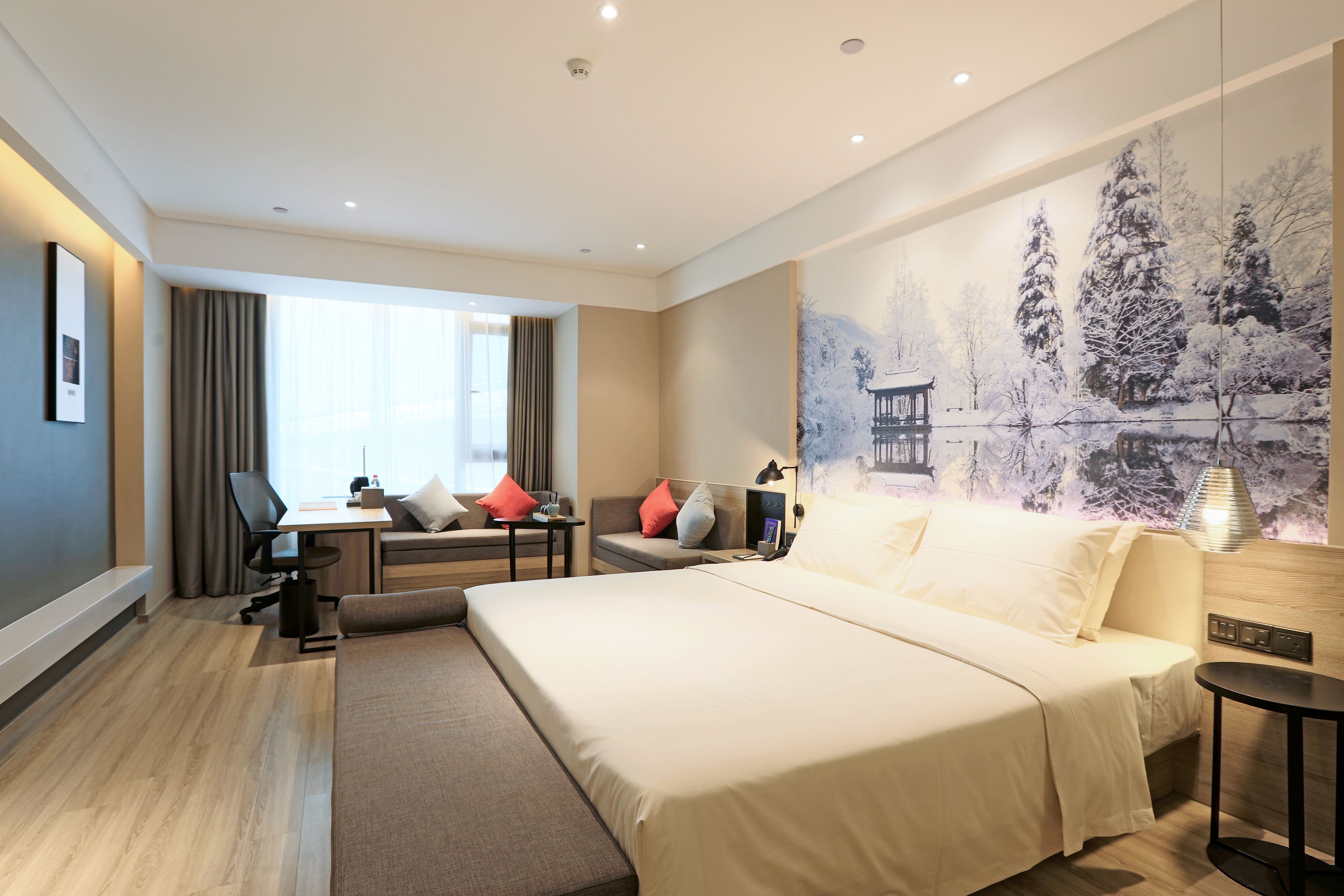 business single room, 1 bedroom | 1 bedroom, down duvets, memory-foam beds, desk