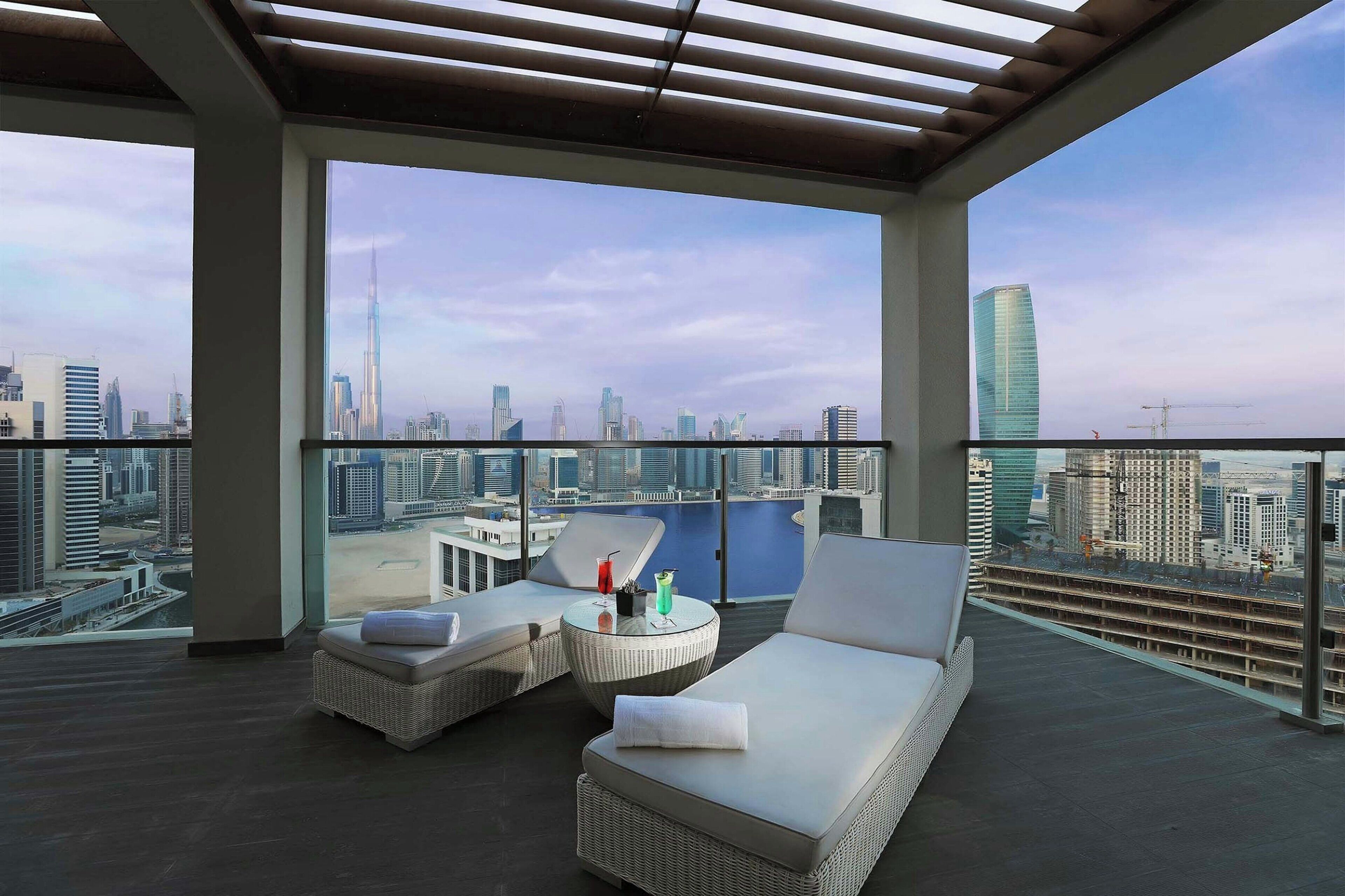 Minibar, Zimmersafe, individuell dekoriert, individuell eingerichtet