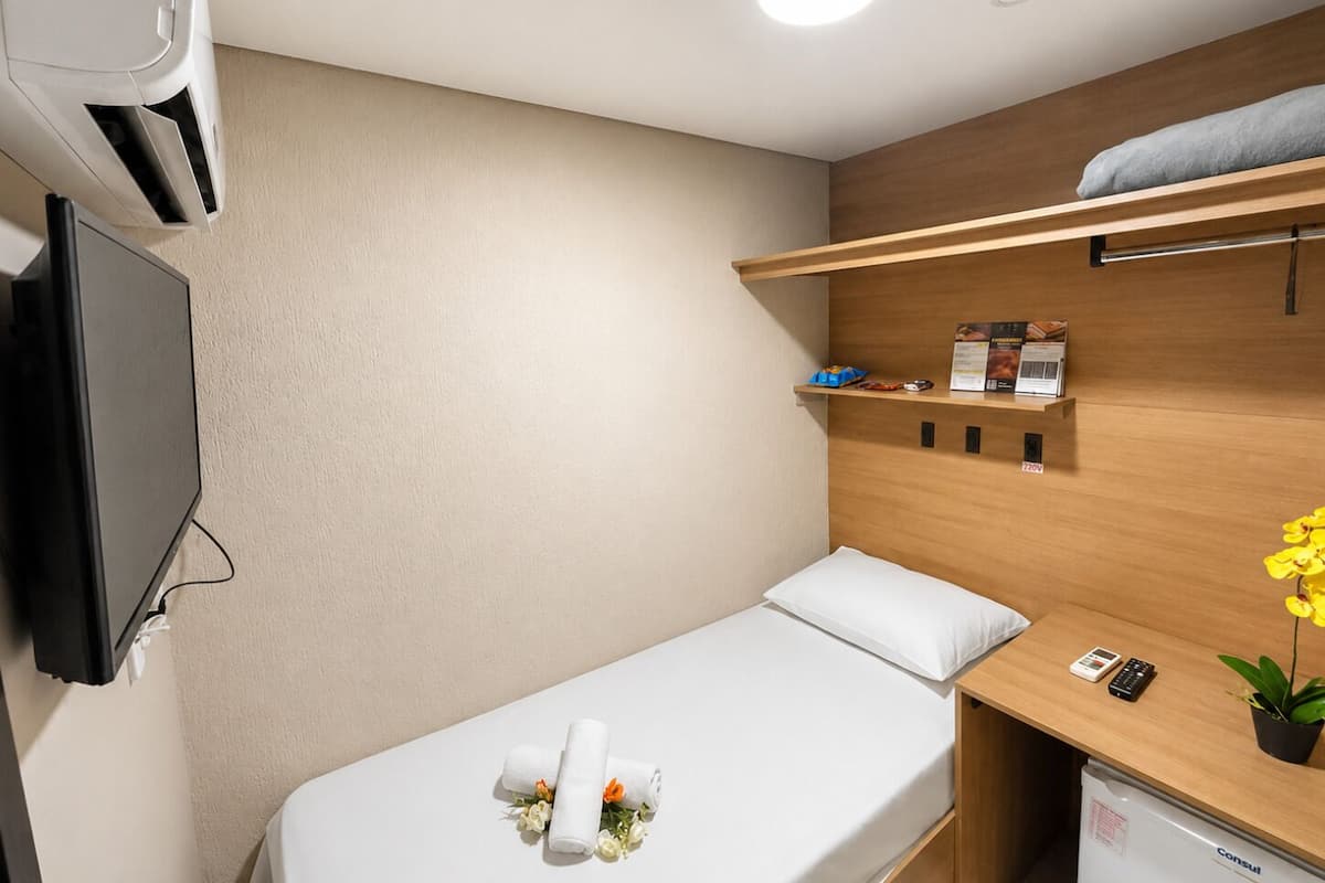 Economy enkelrum - 1 enkelsäng | Minibar, skrivbord, mörkläggningsgardiner och gratis wi-fi