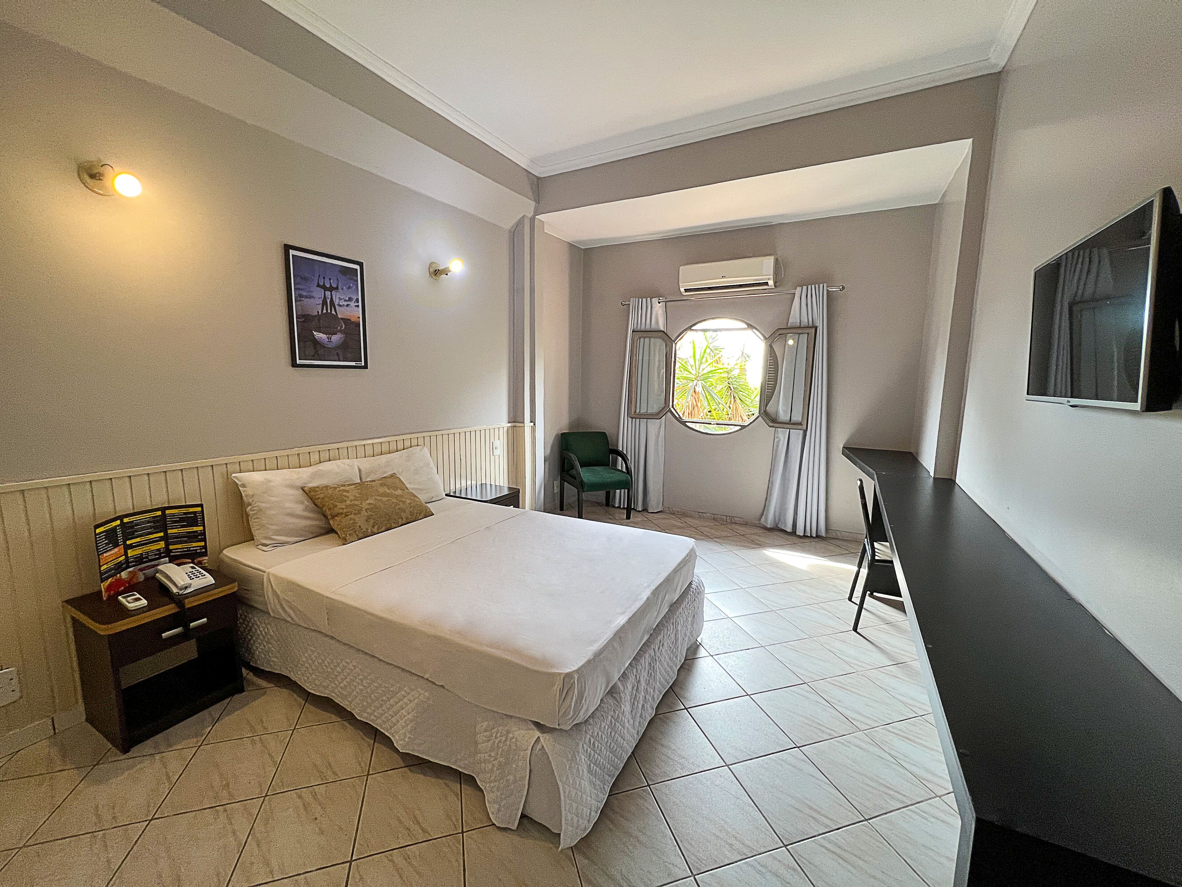 Phòng đôi Deluxe, 1 giường cỡ queen | Minibar, trang trí khác biệt, trang bị nội thất với thiết kế riêng biệt 