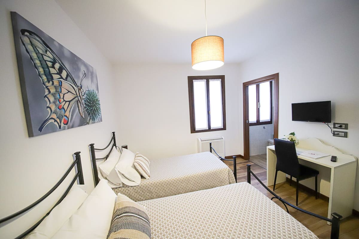 Superior Double or Twin Room, Accessible | Select Comfort beds, individually decorated, individually furnished