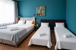 Comfort Apartment, 2 Bedrooms | Living area | 32-inch flat-screen TV with cable channels, TV - Apartament Przytulny –2 sypialnie w centrum Starówki Gdańskiej (Gdansk)
