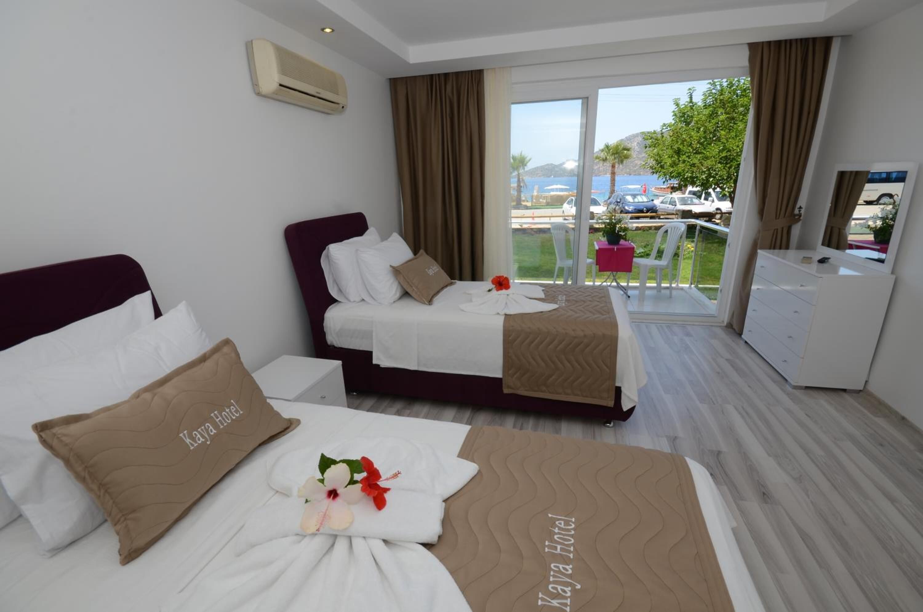 minibar, blackout curtains, soundproofing, rollaway beds