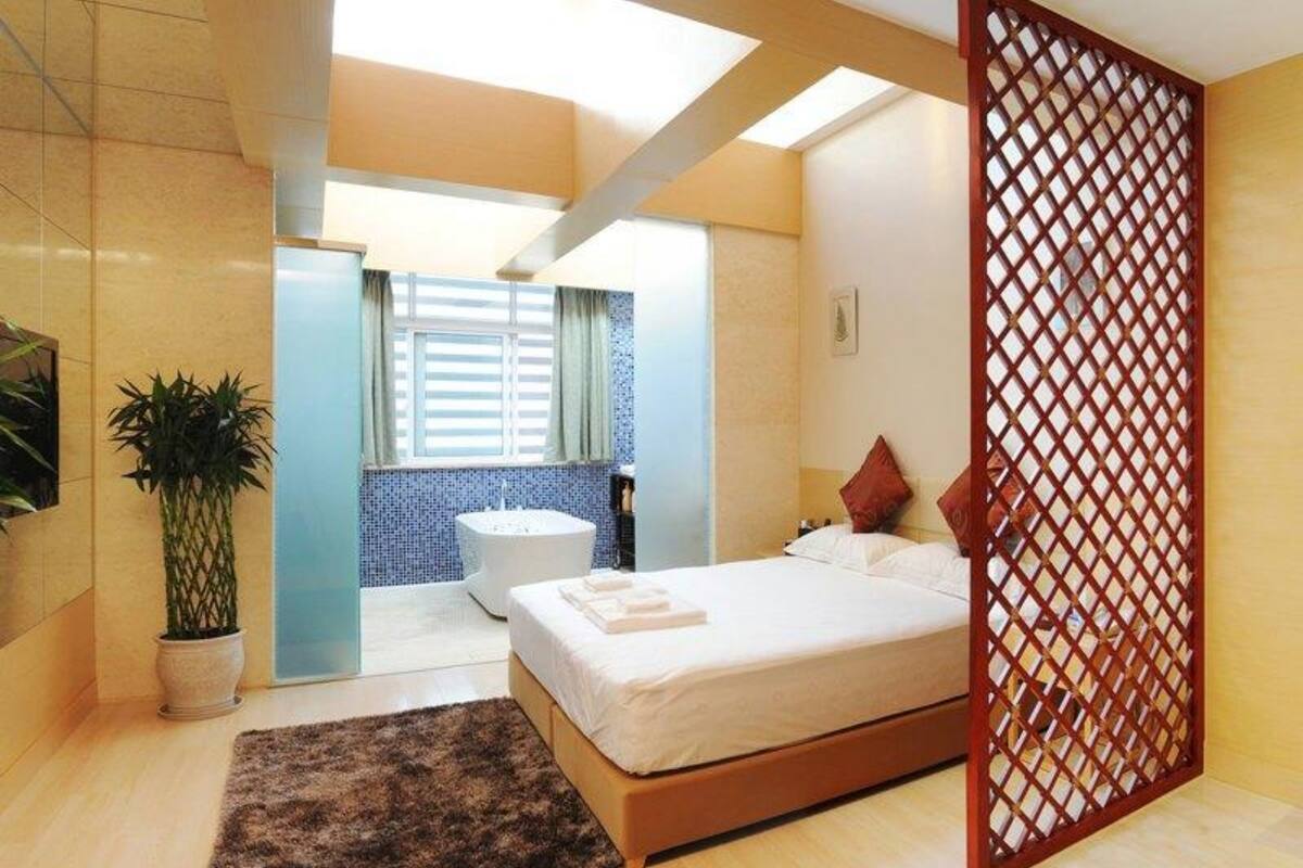 in-room safe, desk, blackout curtains, soundproofing