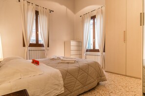 Apartment, 1 Bedroom - Corderie de la Tana Biennale Exhibition (Venice)