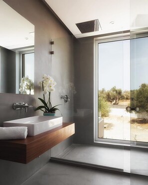 Villa | Lavabo de la salle de bain