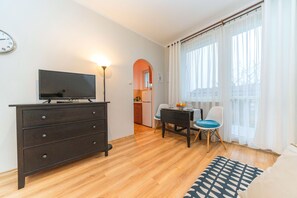 Apartamento | Quartos à prova de som, Wi-Fi de cortesia, roupa de cama