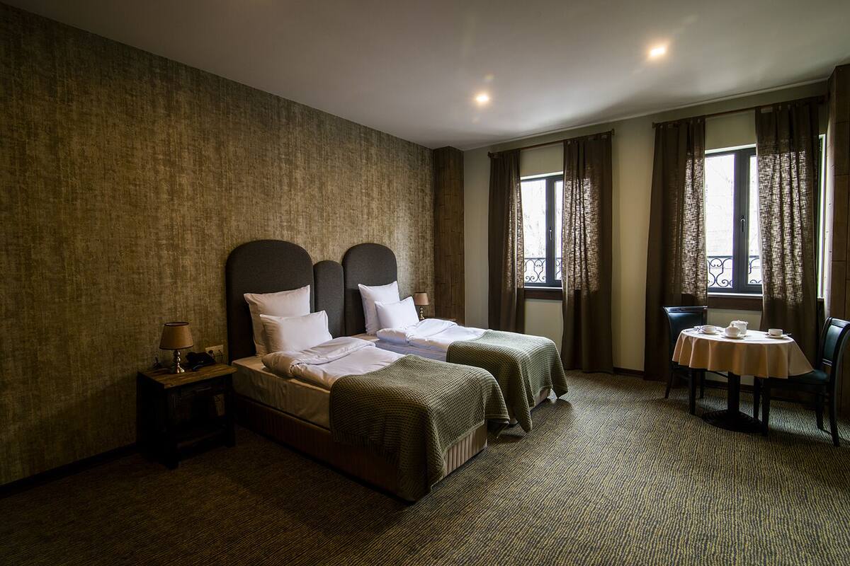 Premium bedding, minibar, in-room safe, laptop workspace