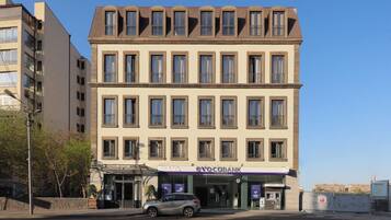 Fachada de la propiedad