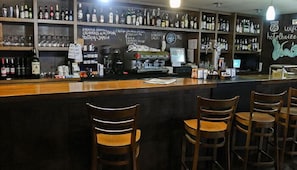 酒吧(店内)