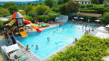 Außenpool (je nach Saison geöffnet)