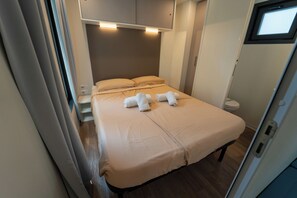 Mobile Home | Individually furnished, free WiFi, bed sheets