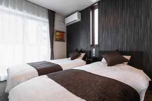 Superior B Non-Smoking | Desk, blackout drapes, free WiFi - Grand Base Tenjin (Fukuoka)