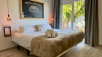 Standard Room | Egyptian cotton sheets, premium bedding, free minibar items