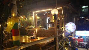 Terrace/patio - Restaurant (Kathmandu)