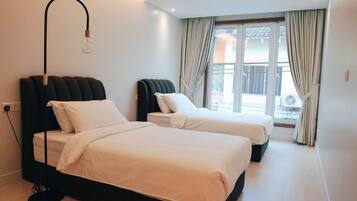 4 Schlafzimmer, BĂŒgeleisen/BĂŒgelbrett, kostenloses WLAN, BettwĂ€sche